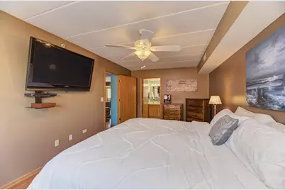 9420 S Melvina Avenue #2NW, Oak Lawn, IL 60453 - Photo 16