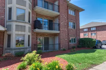 9420 S Melvina Avenue #2NW, Oak Lawn, IL 60453 - Photo 2