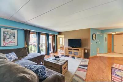 9420 S Melvina Avenue #2NW, Oak Lawn, IL 60453 - Photo 8