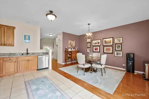 471 E Railroad Ave, Bartlett, IL 60103 - Photo 10