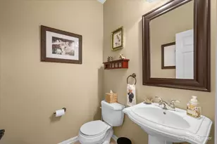 471 E Railroad Ave, Bartlett, IL 60103 - Photo 14