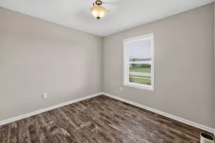 927 Foley Rd, Belvidere, IL 61008 - Photo 10