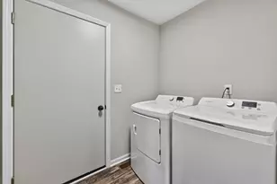 927 Foley Rd, Belvidere, IL 61008 - Photo 16