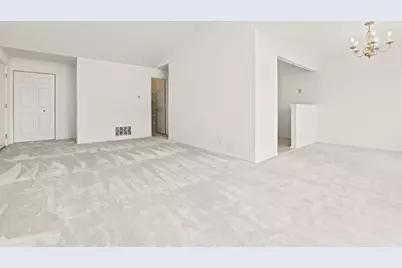 2326 Knollwood Court #W2, Schaumburg, IL 60194 - Photo 6