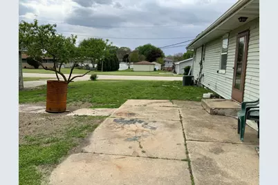 110 Zurich Road, Joliet, IL 60436 - Photo 10