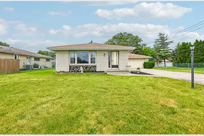10120 S 78th Avenue, Palos Hills, IL 60465 - Photo 2