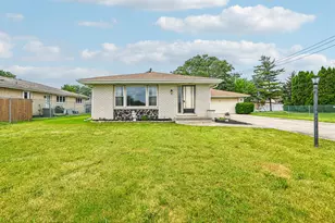 10120 S 78th Ave, Palos Hills, IL 60465 - Photo 2