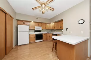 3111 Ingalls Ave, Joliet, IL 60435 - Photo 6