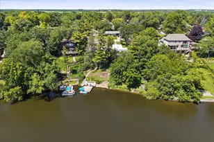 113 Hilltop Dr, Lake in the Hills, IL 60156 - Photo 32