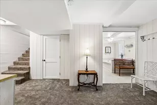 113 Hilltop Dr, Lake in the Hills, IL 60156 - Photo 24