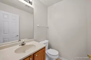 2741 Cobblestone Dr, Crystal Lake, IL 60012 - Photo 10