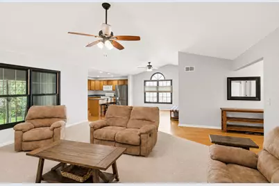 246 Red Hawk Road, Hampshire, IL 60140 - Photo 6