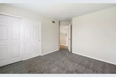171 Monarch Drive, Streamwood, IL 60107 - Photo 20