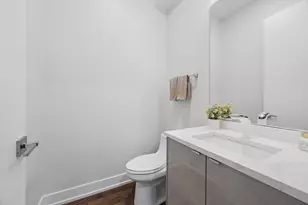 2324 N Winchester Ave, Chicago, IL 60614 - Photo 12
