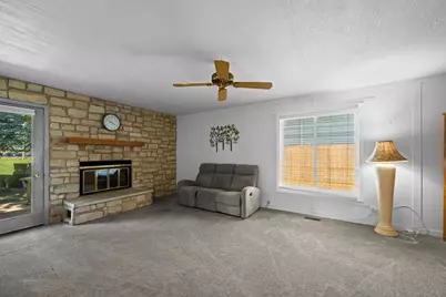 190 S Circle Avenue, Bloomingdale, IL 60108 - Photo 10