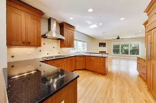 1110 Elm St, Winnetka, IL 60093 - Photo 10