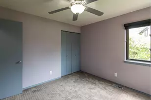 2157 Harbor Town Cir, Champaign, IL 61821 - Photo 12