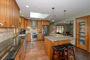704 N First St, Elburn, IL 60119 - Photo 16