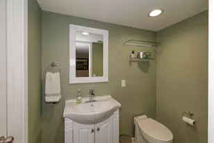 704 N First St, Elburn, IL 60119 - Photo 32