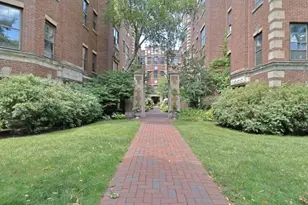 410 Ridge Ave, Evanston, IL 60202 - Photo 2