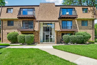 4833 W 109th Street #201, Oak Lawn, IL 60453 - Photo 1