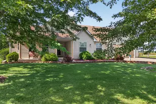 701 Forrest Dr, Seneca, IL 61360 - Photo 4