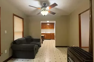 2628 S Throop St, Chicago, IL 60608 - Photo 4
