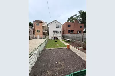 2628 S Throop Street #2, Chicago, IL 60608 - Photo 10