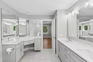 1001 W Ellis St, Palatine, IL 60067 - Photo 16