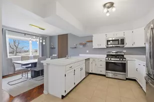 1729 Pebble Beach Ct, Hoffman Estates, IL 60169 - Photo 6