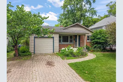 1020 S Gables Boulevard, Wheaton, IL 60189 - Photo 24