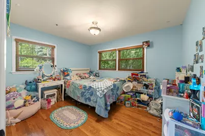 1020 S Gables Boulevard, Wheaton, IL 60189 - Photo 14