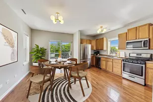 3761 S Lake Park Ave, Chicago, IL 60653 - Photo 8