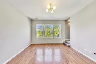 3761 S Lake Park Ave, Chicago, IL 60653 - Photo 6
