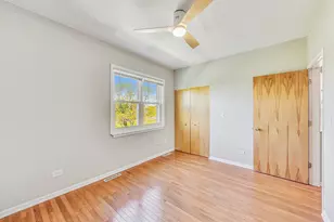 3761 S Lake Park Ave, Chicago, IL 60653 - Photo 26