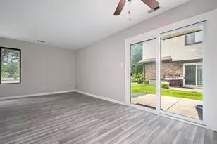16212 Apple Ln, Tinley Park, IL 60487 - Photo 10