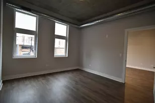 3833 N Broadway St, Chicago, IL 60613 - Photo 12