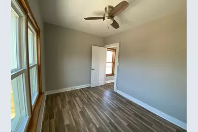 739 Iowa Avenue #2, Aurora, IL 60506 - Photo 6