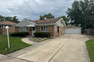 17329 Oconto Ave, Tinley Park, IL 60477 - Photo 2