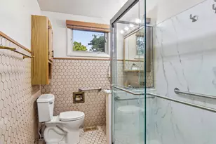 1N570 Forest Ave, Glen Ellyn, IL 60137 - Photo 8