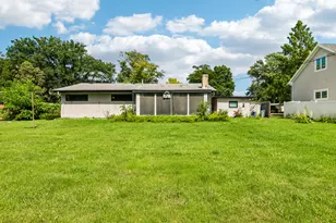 1N570 Forest Ave, Glen Ellyn, IL 60137 - Photo 16