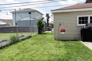 8732 S Keeler Ave, Hometown, IL 60456 - Photo 12