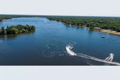 1689 Warrington Lane, Crystal Lake, IL 60014 - Photo 38