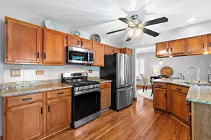 1689 Warrington Ln, Crystal Lake, IL 60014 - Photo 14