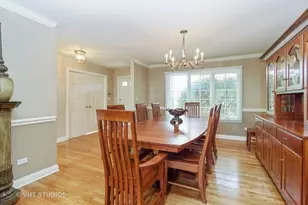 20 Lochbrook Ln, Inverness, IL 60010 - Photo 8
