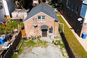 2719 W Pope John Paul II Dr, Chicago, IL 60632 - Photo 28