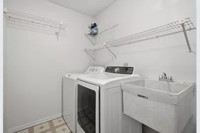 109 N 3rd Street, Colona, IL 61241 - Photo 22