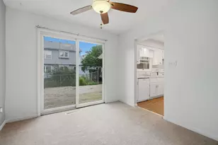109 N 3rd St, Colona, IL 61241 - Photo 10