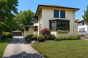 72 Warwick Rd, Winnetka, IL 60093 - Photo 2
