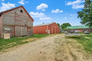 117 S Meridian Rd, Chana, IL 61015 - Photo 42